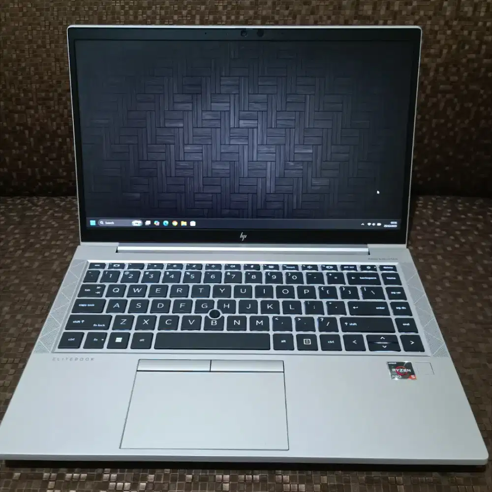 Laptop HP EliteBook 845 G8 - Ryzen 5 Pro 5650U | 16GB | 256GB