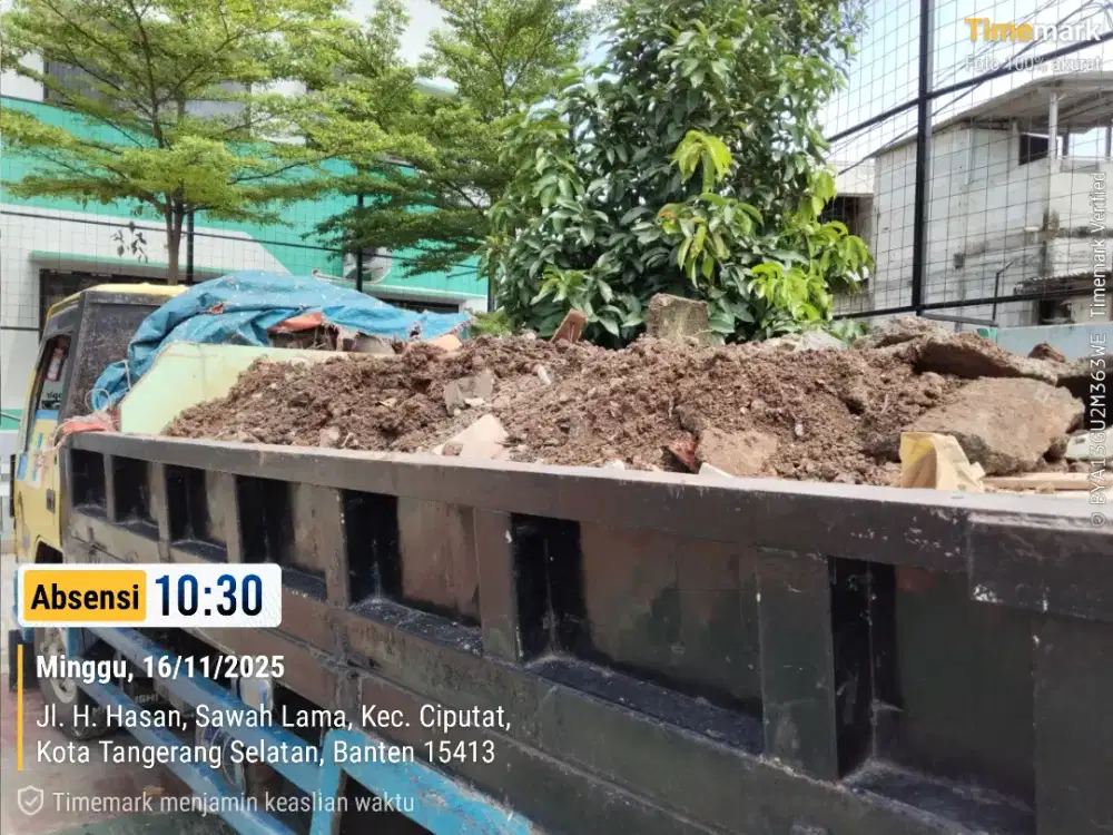 Jasa buang puing dan tanah