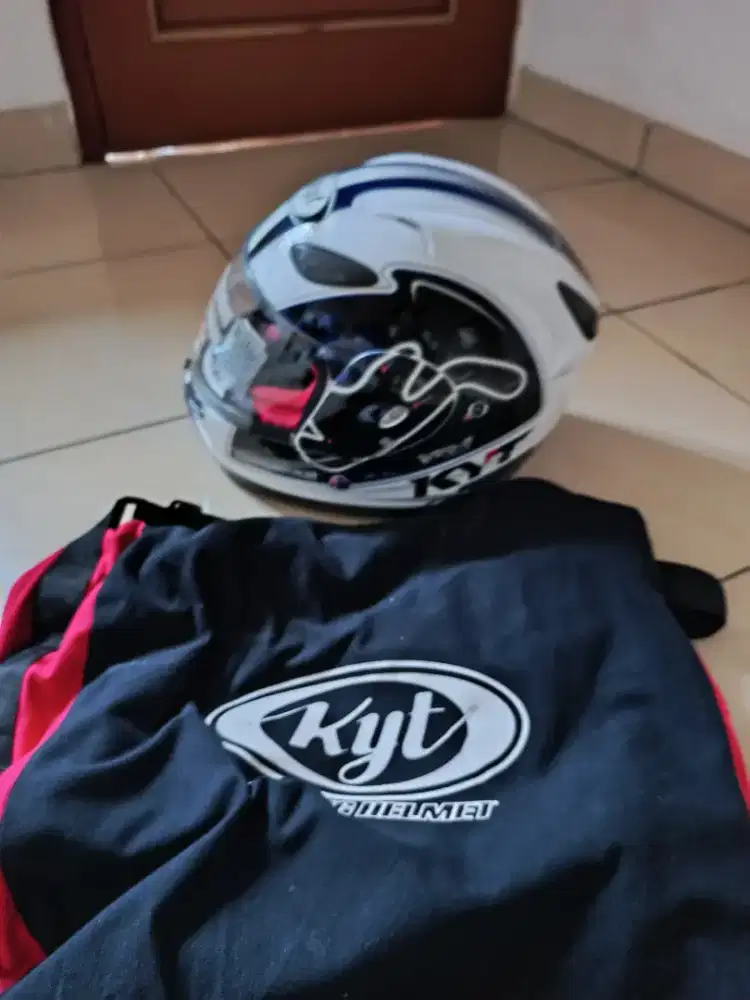 KYT vr 1 fhilip island circuit