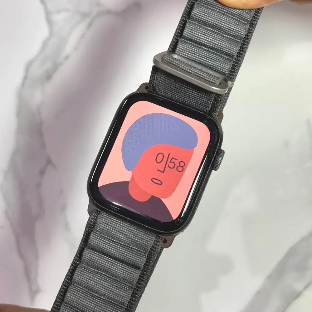 Apple watch SE gen 1 BH 96%