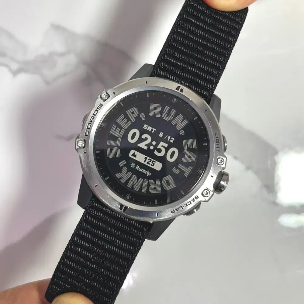 Coros Vertix 1 Sapphire Titanium