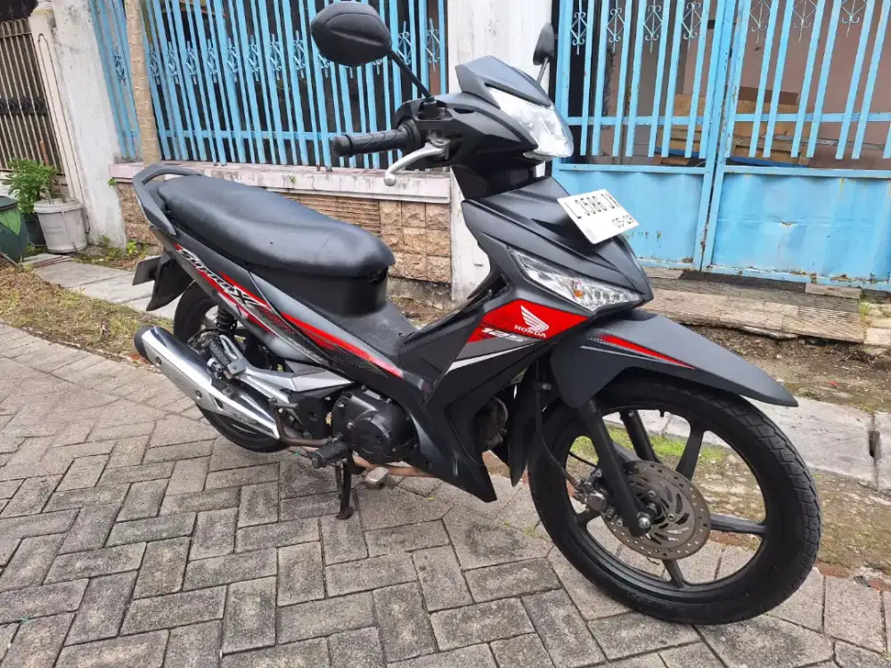 BU supra x TR 2019 kondisi sgt bagus samsat ketintang