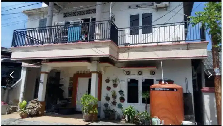 Gedung Kos-Kosan dijual dengan Lokasi dekat Taman Tiga Generasi