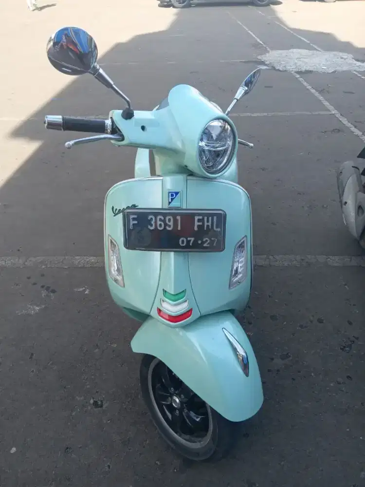 Di jual vespa matic GTS 2022