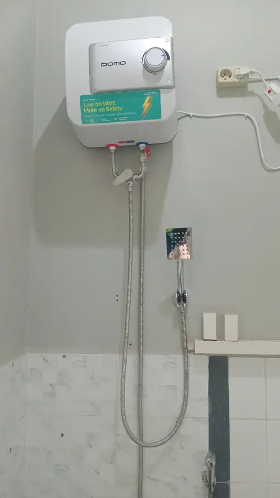 WATER HEATER LISTRIK - MANDI AIR HANGAT PRAKTIS