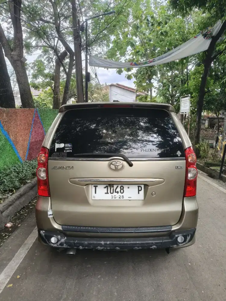 Cash Toyota avanza g manual mt 1300cc 2008 gres 2009