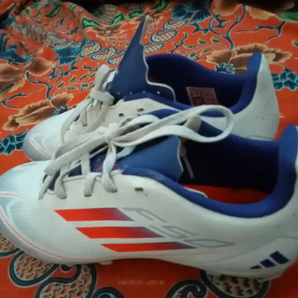 Adidas f50 bagus