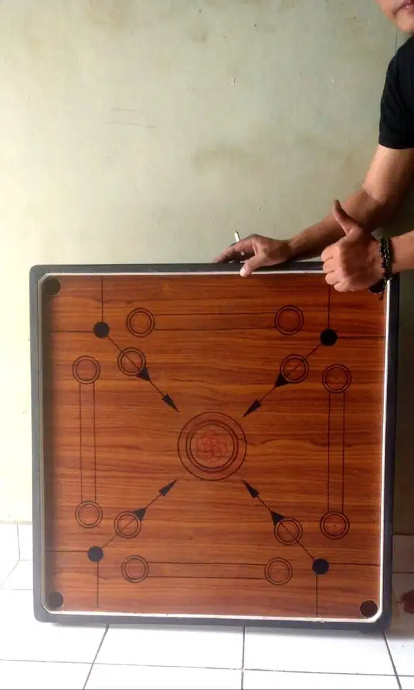 Papan Game Karambol
