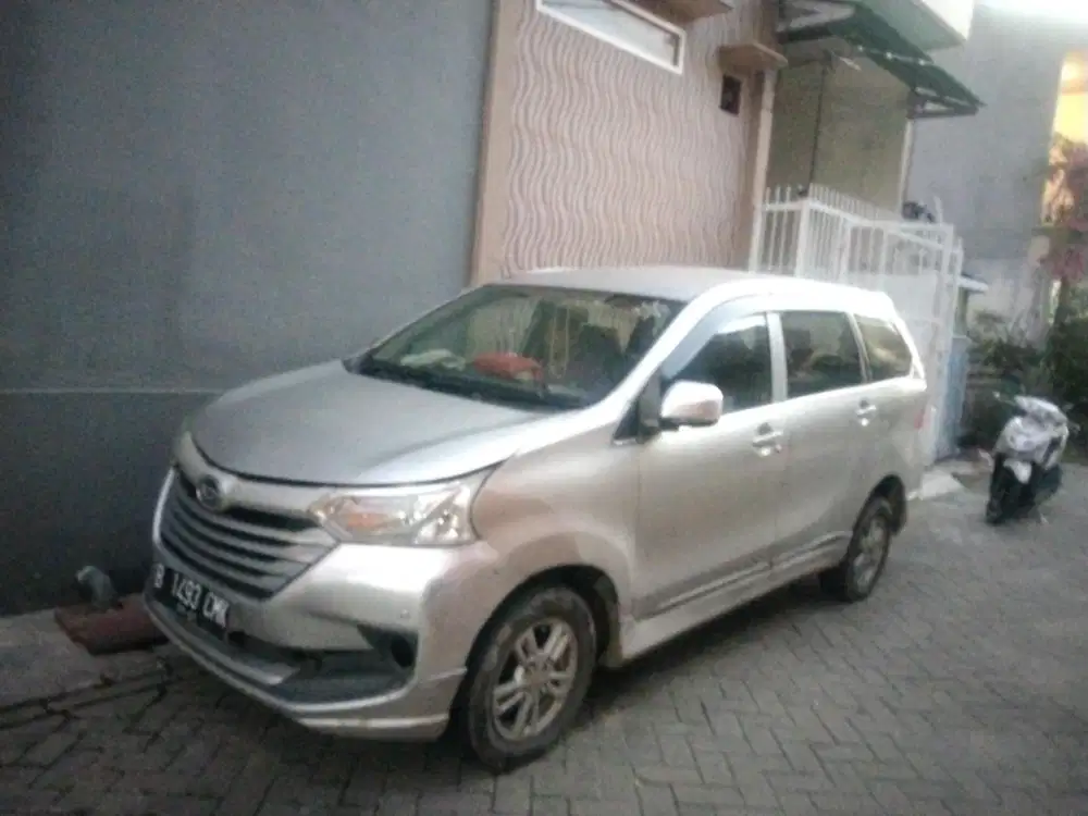 Daihatsu Xenia 2015 Bensin