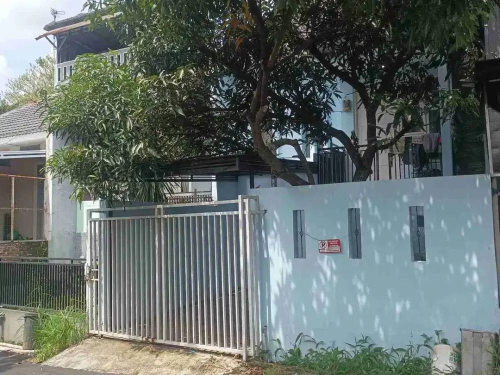 Di jual Rumah siap huni 2 lantai di komplek jati handap kotamadya