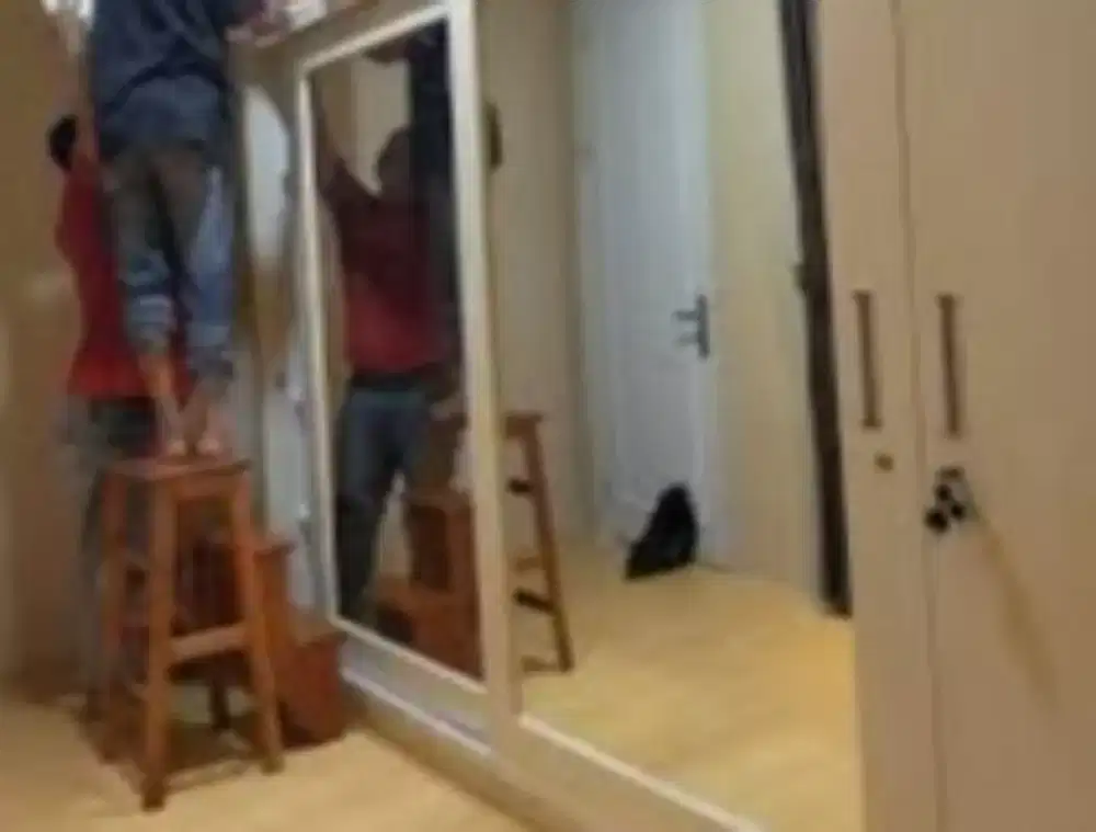 Jasa bongkar pasang lemari dan service