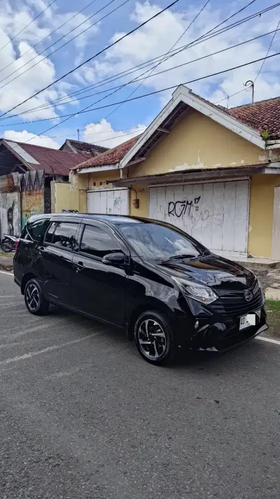 Sigra R Matic AD Asli