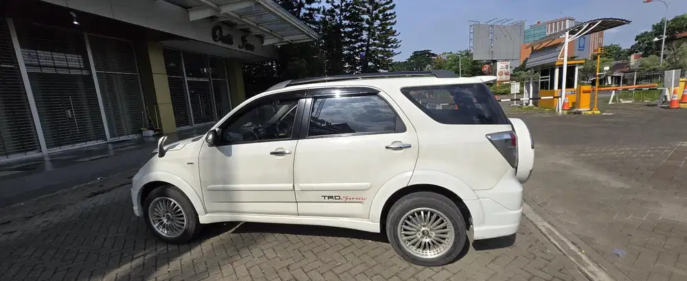 Toyota Rush 2013 Bensin