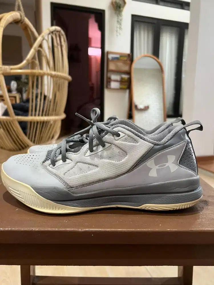 Sepatu Under Armour Original