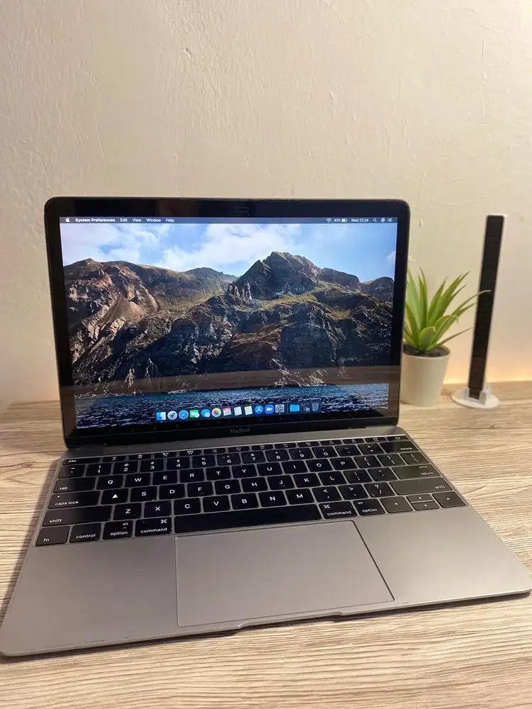 Macbook retina RAM 8GB SSD 251GB