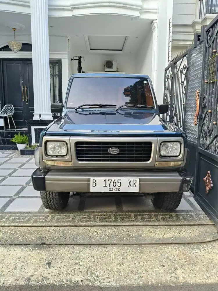 Daihatsu Feroza SE