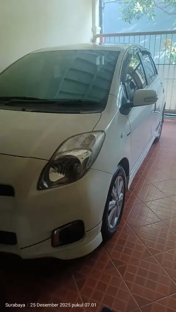 innova orsinil tgn 1 2,5 2013 MT orsnil seperti masih baru