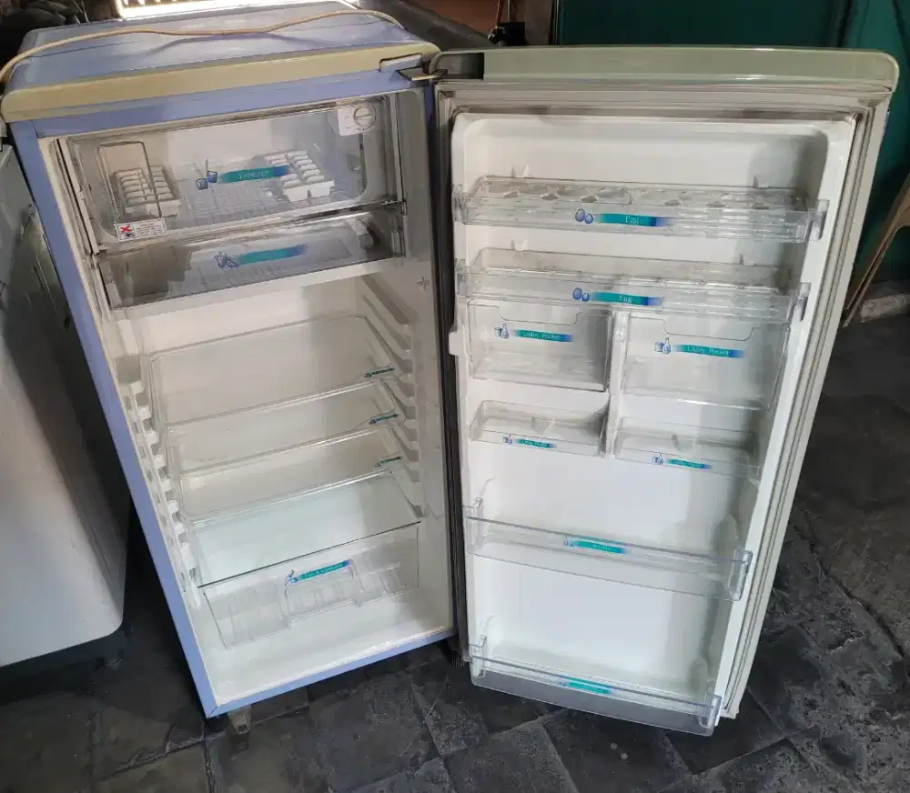 Kulkas Toshiba 1 pintu bekas