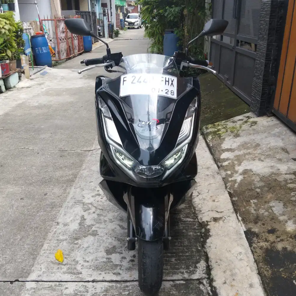 DIJUAL PCX 160 CBS HITAM