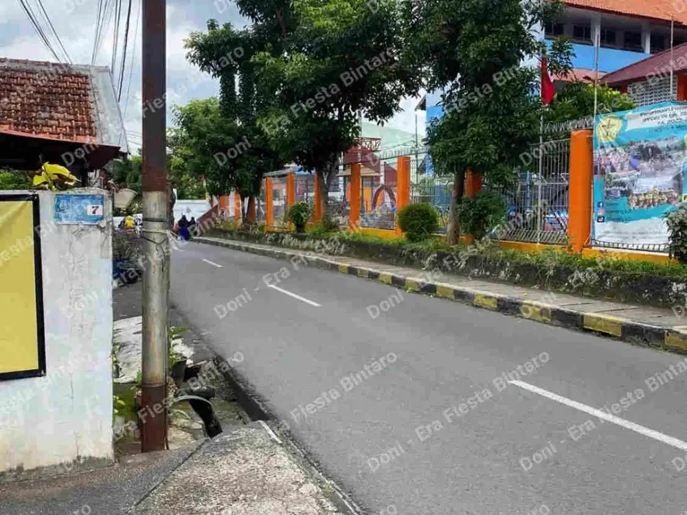 Di Jual Rumah 2 lantai di Cijantung, Jakarta Timur