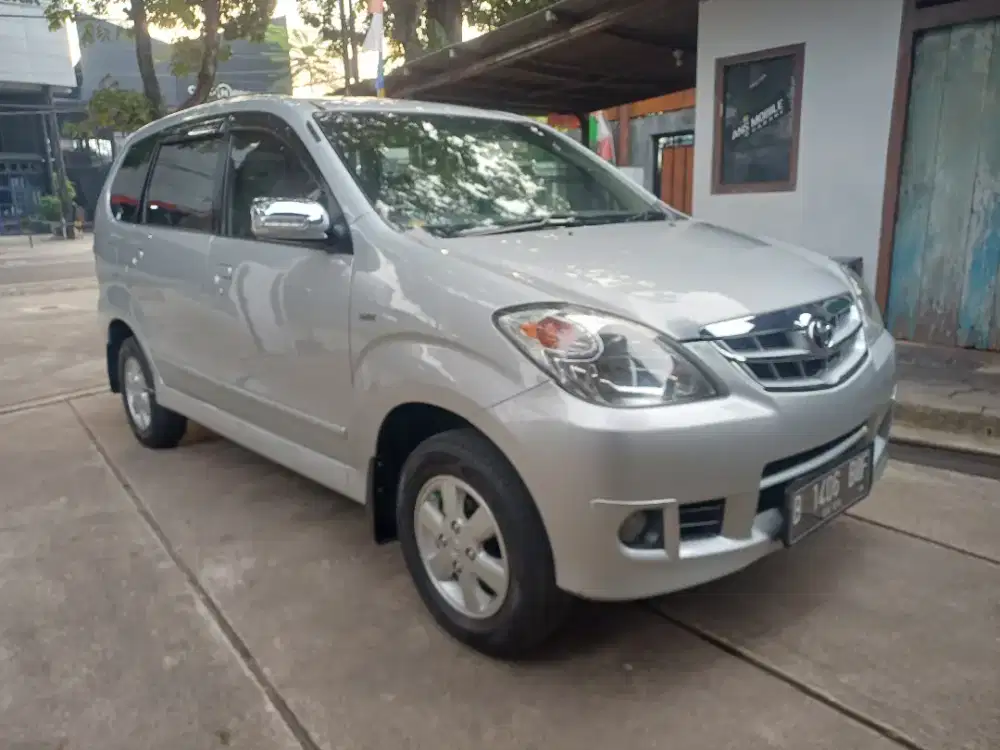 Dijual toyota avansa type G 2011 km low 39 ribuan