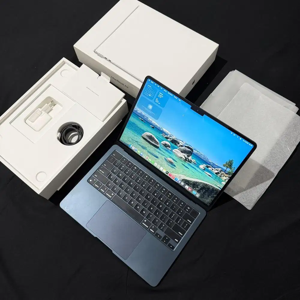 (iBox) Macbook Air M3 24/513 13 inch 2024 Midnight Fullset Garansi