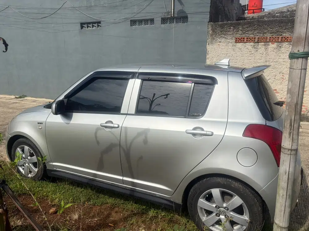 Suzuki Swift 2007 Bensin