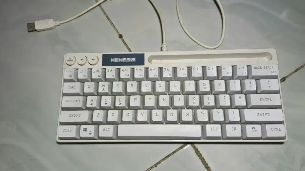 Keyboard Nyk namesis RGB