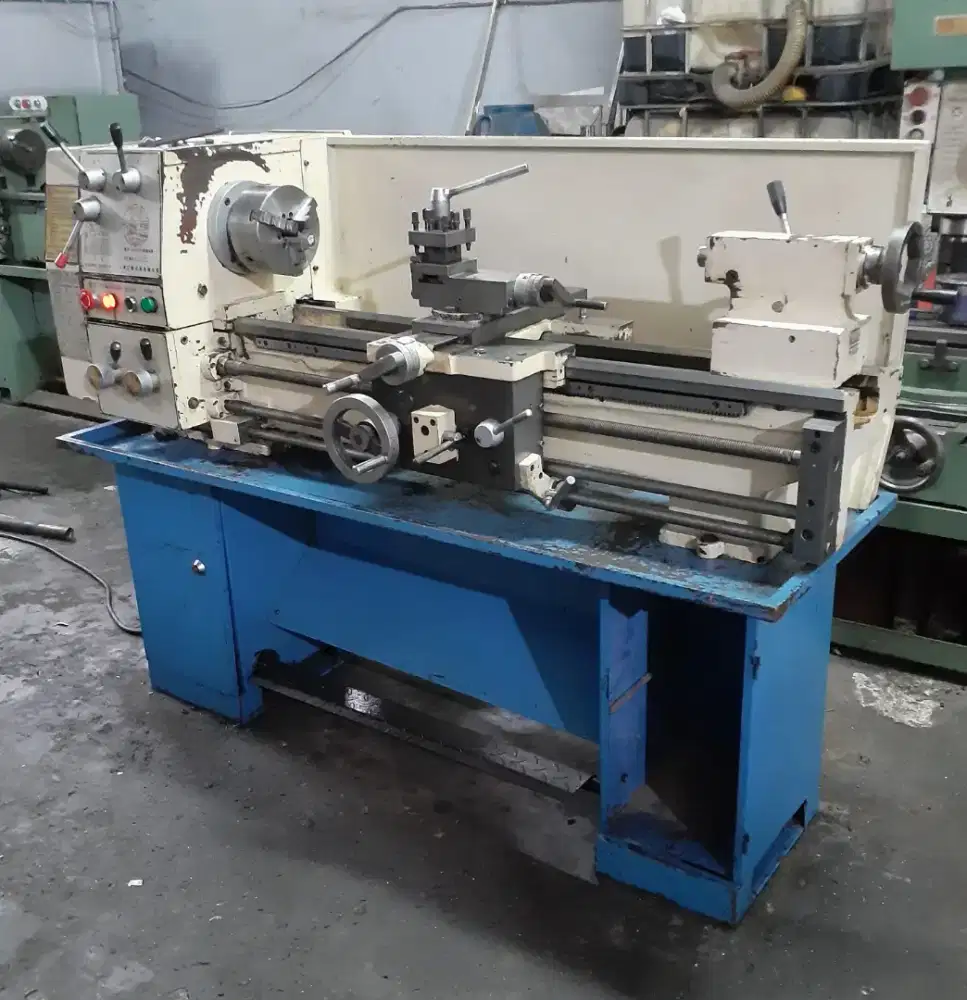 Mesin Bubut Milling Bor Frais