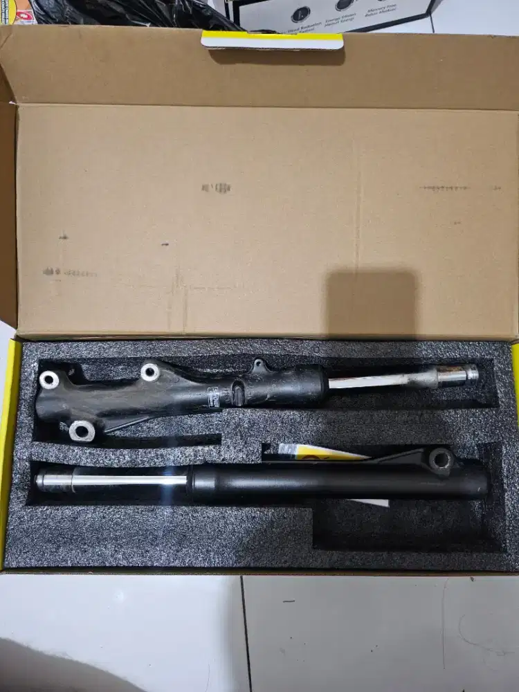 Shock depan vario 125