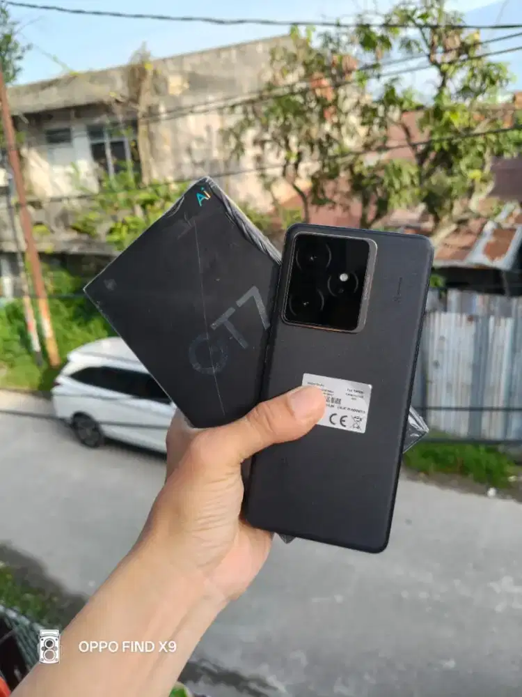 Realme GT 7 5G 12/256 Garansi Resmi September 2026