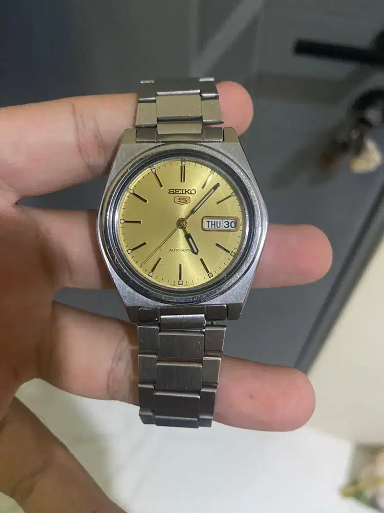 Seiko 5 gold emas-jam 7S26-8760-jam jadul vintage