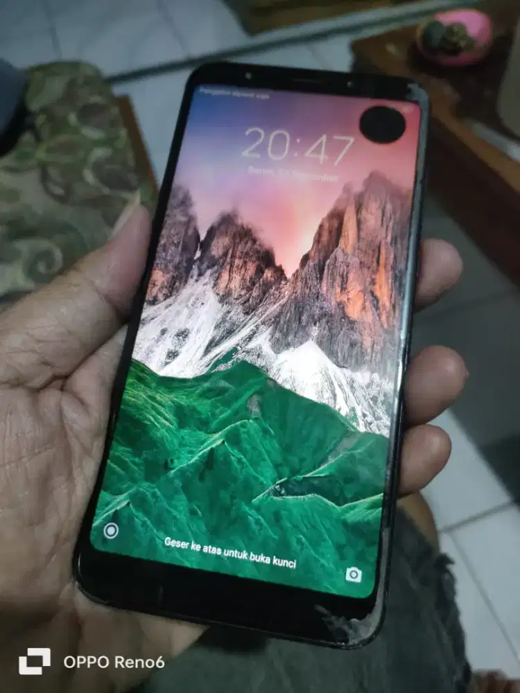 Redmi 5plus.. 3/32.. minus dikiit murrah ja lurr