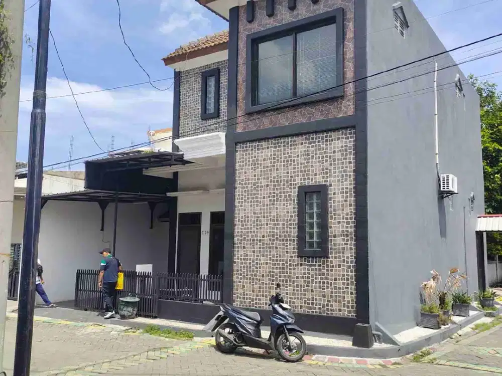 RUMAH 2 LANTAI SIAP HUNI DI PERUMAHAN BUKIT CITRA DARMO SURABAYA