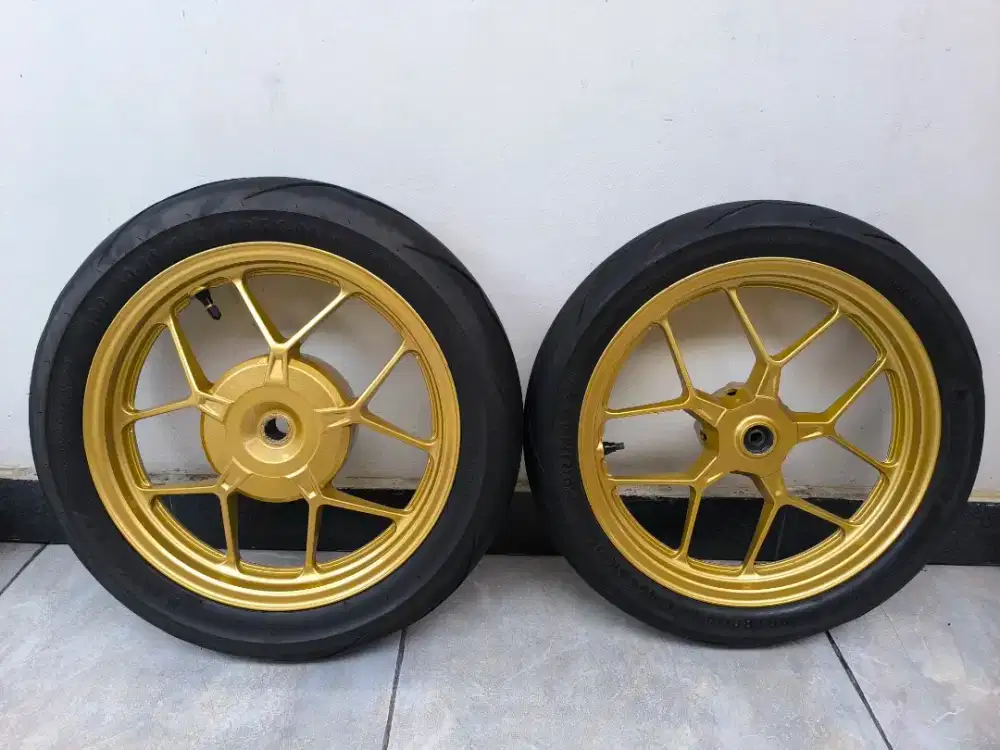 Velg original vario 125 150 led old