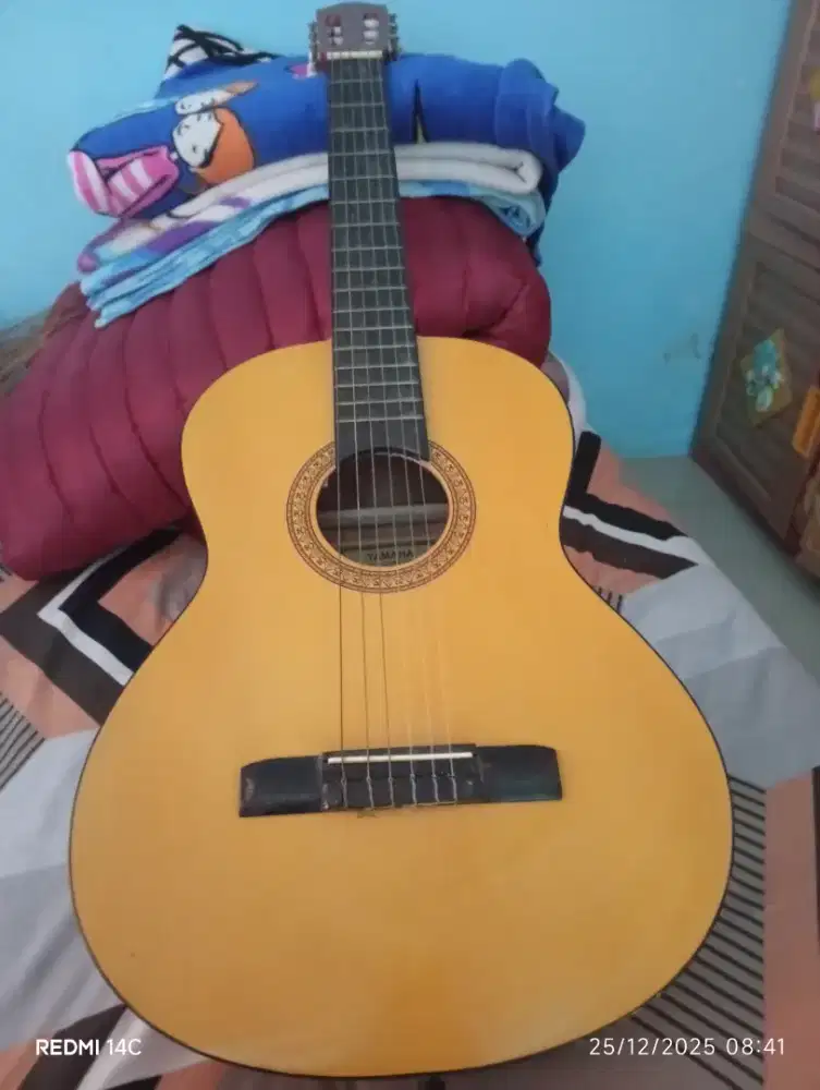 Gitar  yamaha type C315