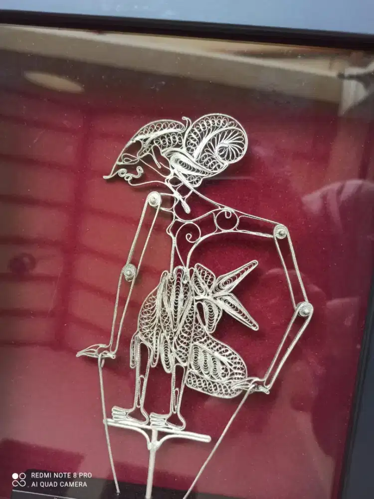 Dijual pajangan wayang perak dari batik keris