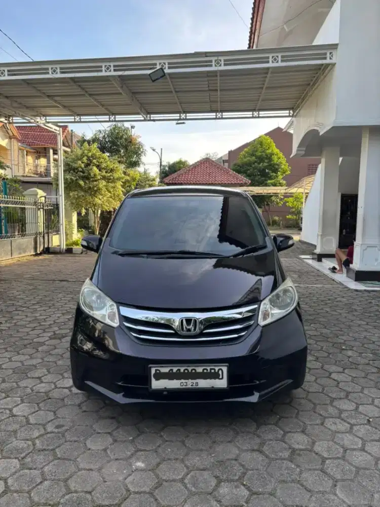 Honda Freed PSD AT 2013
