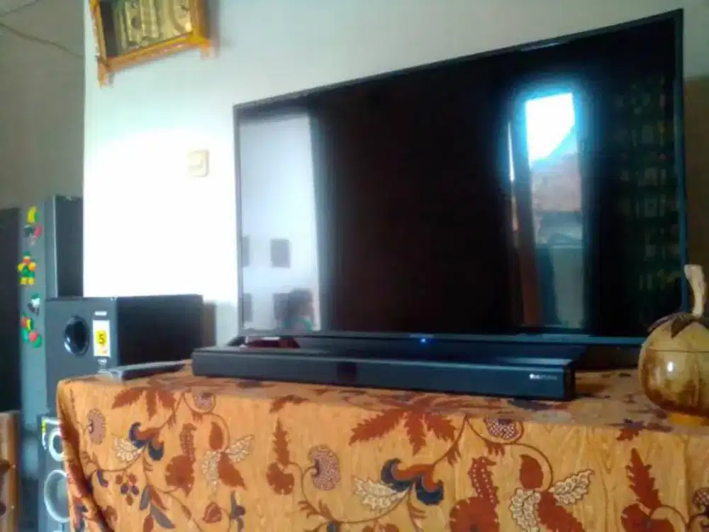 Tv led Polytron 43 inc soundbar