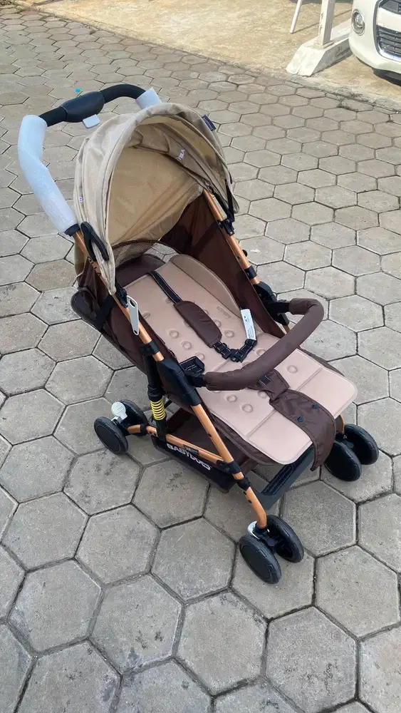 Stroller Bayi Babydoes Coklat Cream Murah Kondisi Bagus Mulus
