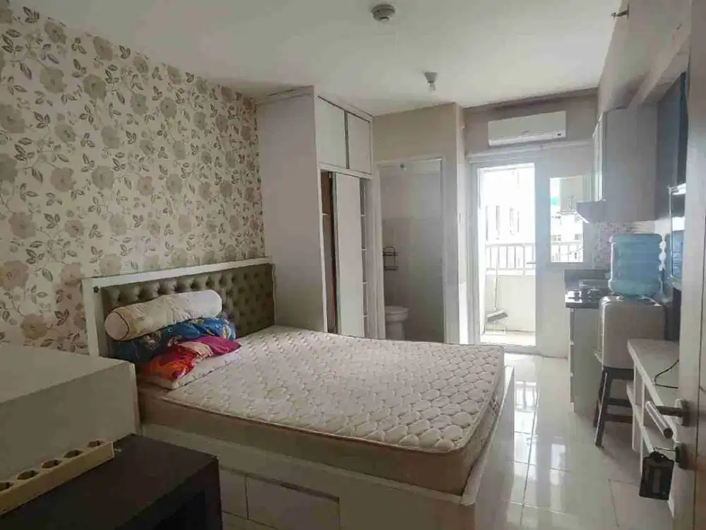 Di sewakan tahunan Studio Apartemen educity by citihome