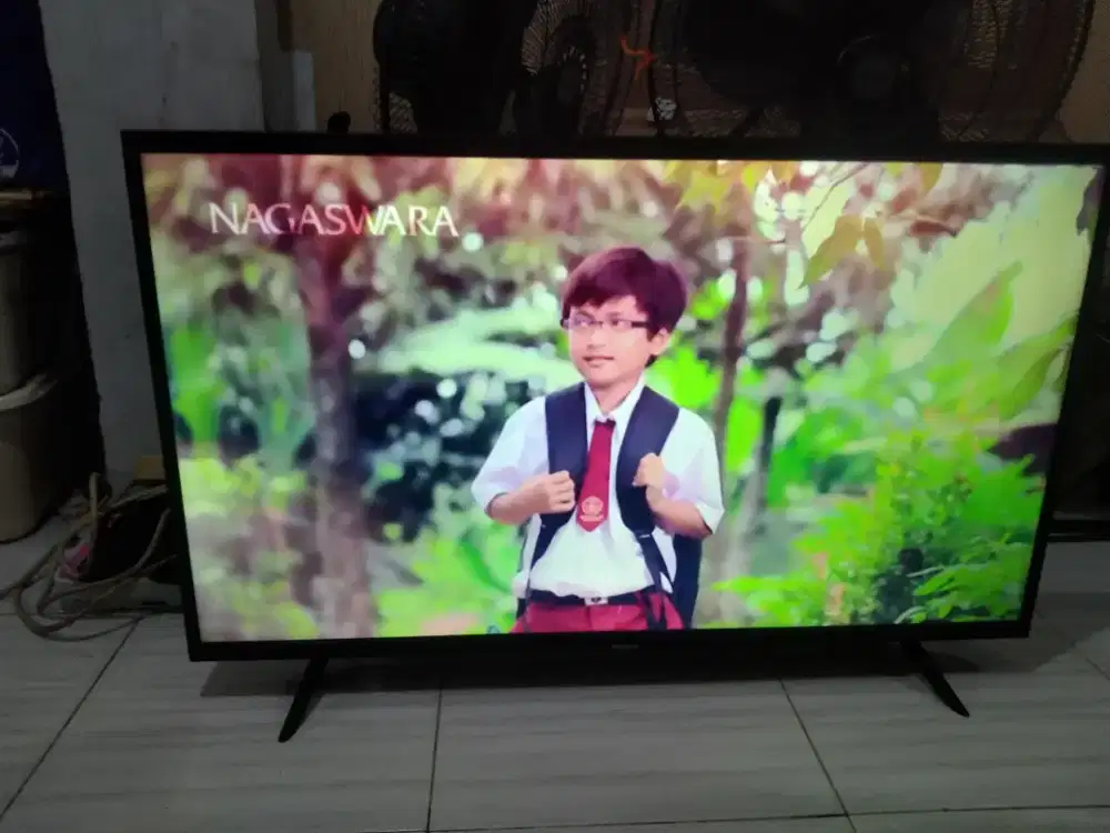 Tv android digital Hisense 43 normal
