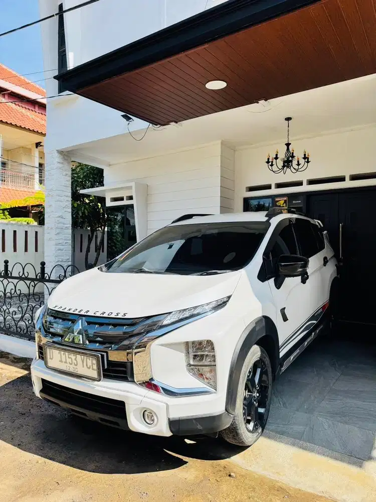 Mitsubishi Xpander Cross Rockford Fosgate Low Km 2020