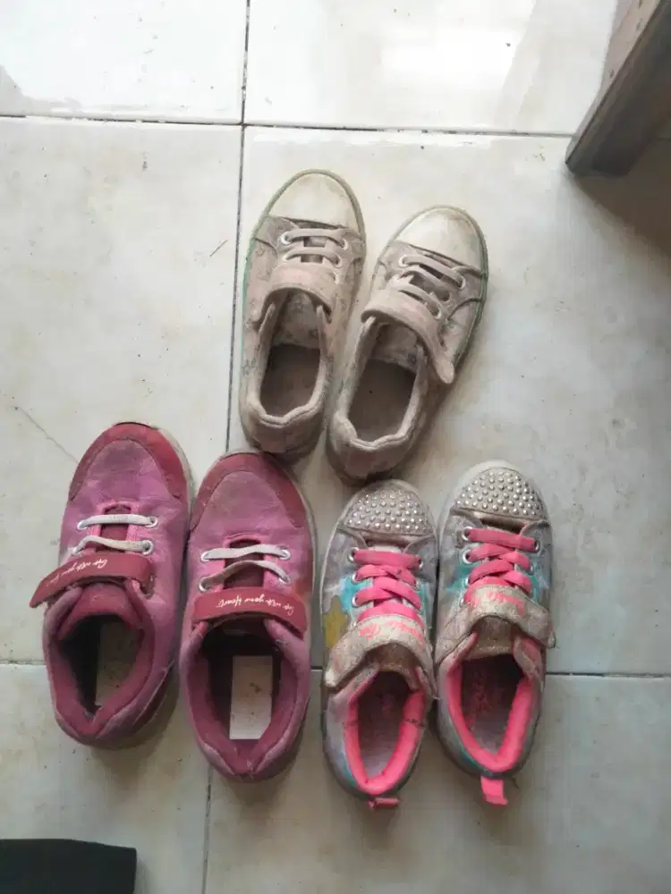 sepatu anak Skechers buble gummers Disney