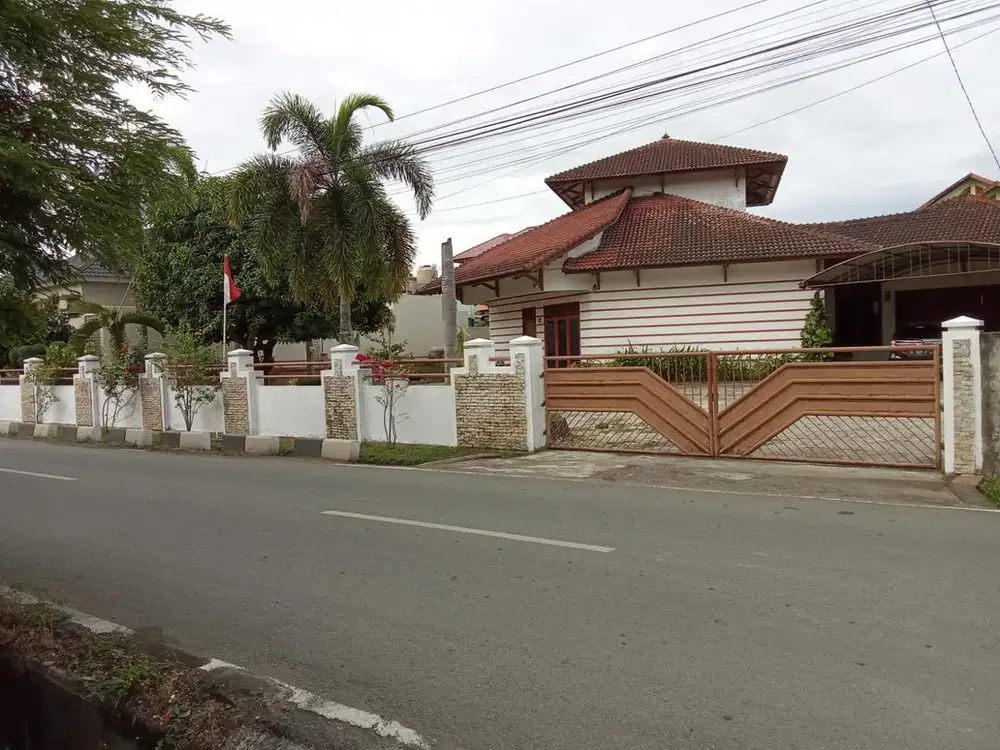 Rumah Lamgugob jalan prada utama