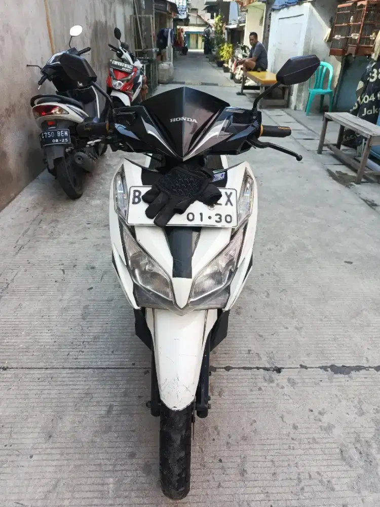 Di jual Honda Vario kzr 125 2015