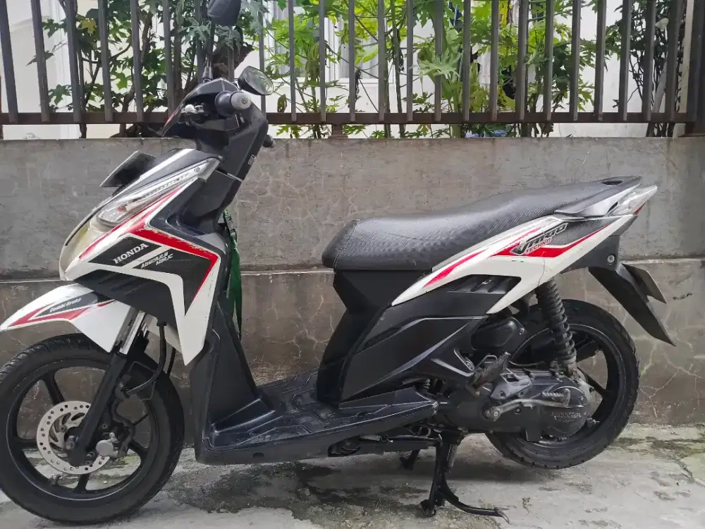 Honda vario Techno 2011 B Depok mesin halus surat lengkap