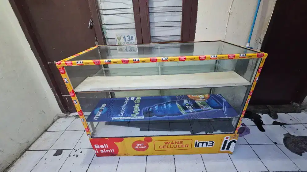 Etalase ex Konter masih bagus
