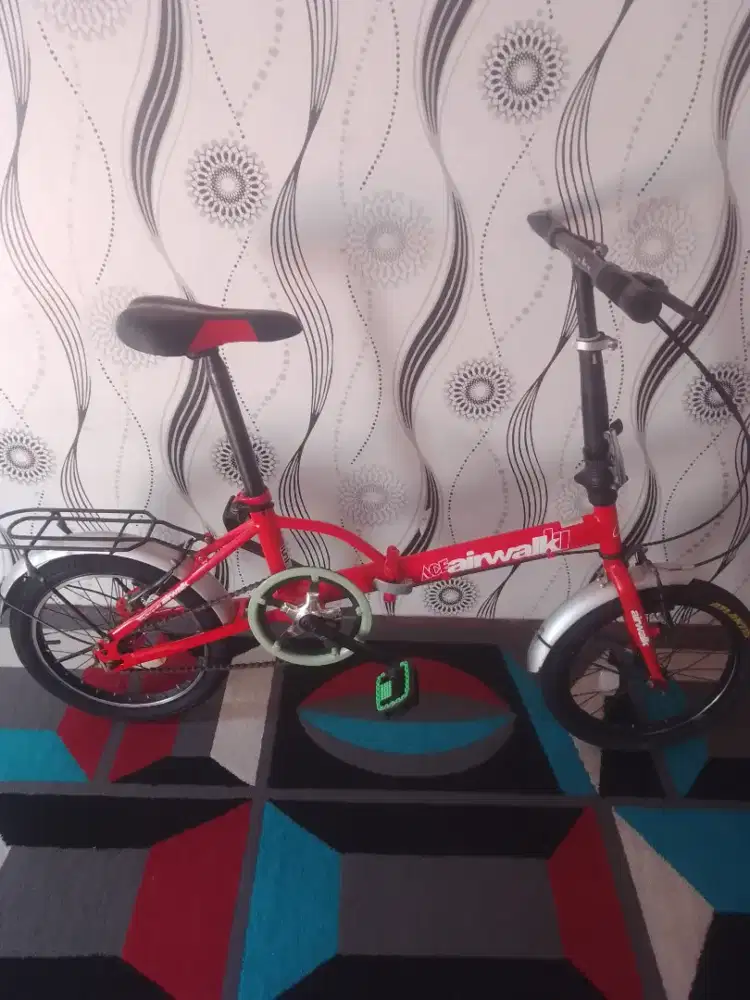 Sepeda lipat airwalk ace