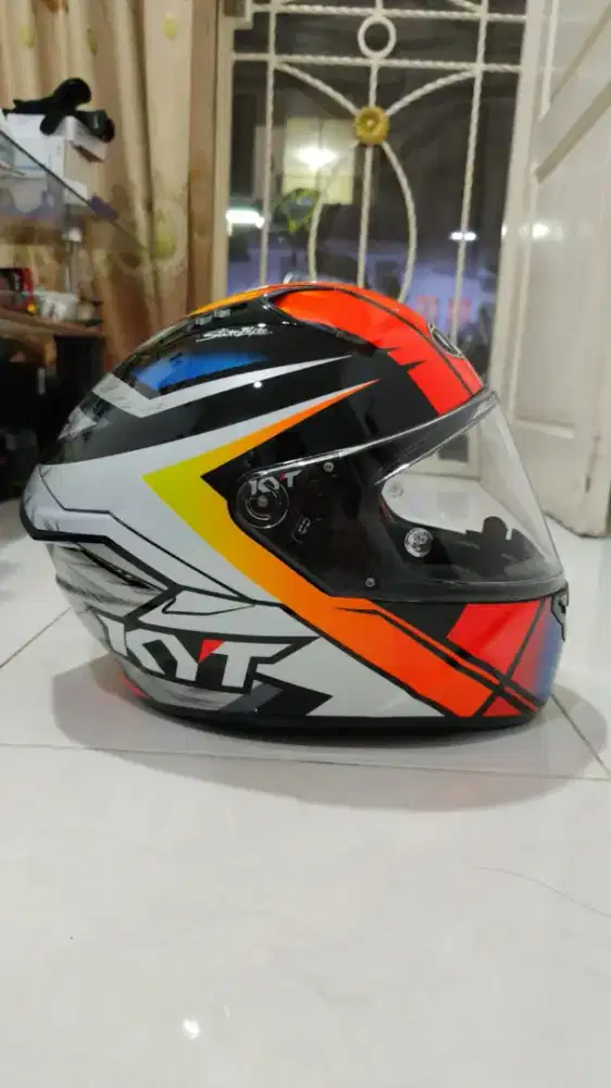 Helm KYT NFR Full Face